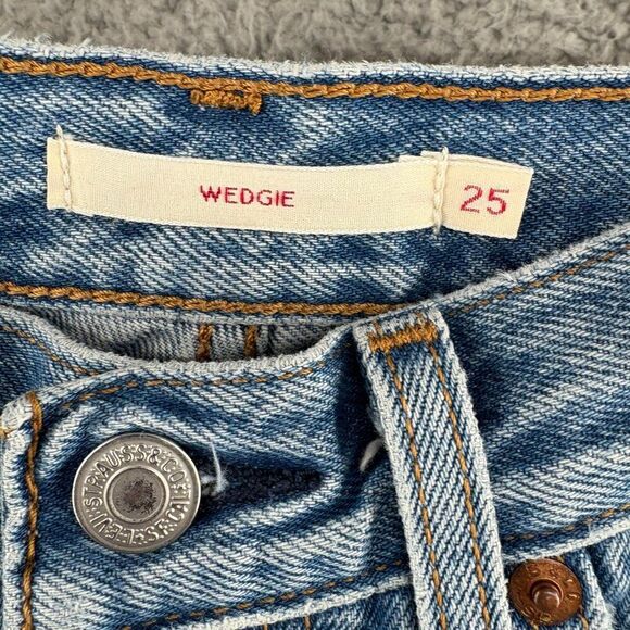 Levi’s Premium Wedgie Fit Jeans Women’s Size 25 Distressed High Rise Button Fly - Picture 7 of 13